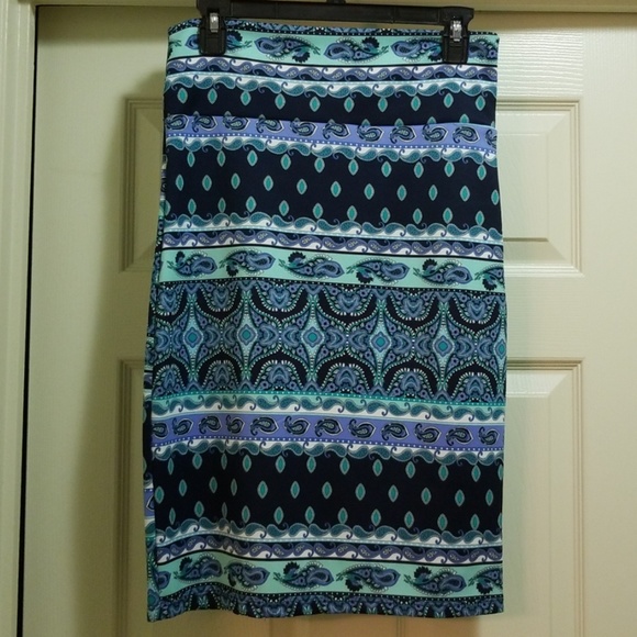 HP🎊 Agnes & Dora patterned pencil skirt - Picture 2 of 4